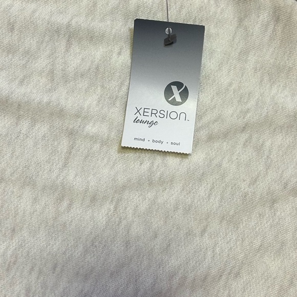 Xersion NWT Women’s Long Sleeve Lounge Top - Picture 4 of 5
